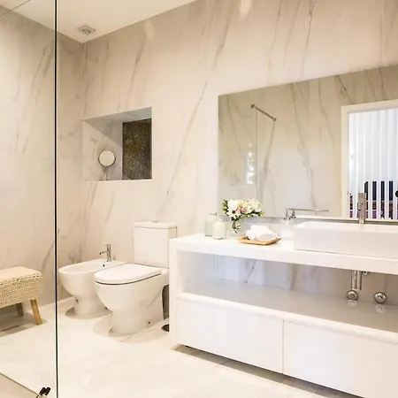 Metro Loft *