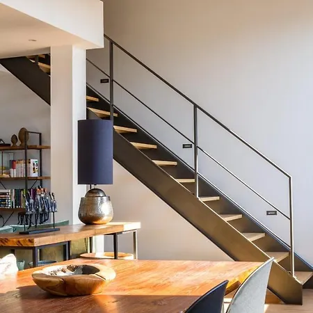 Metro Loft Апартаменты *