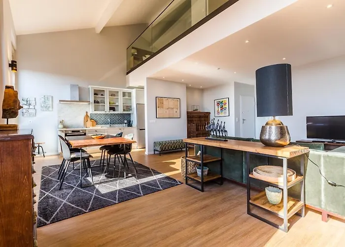 Metro Loft Lejlighed